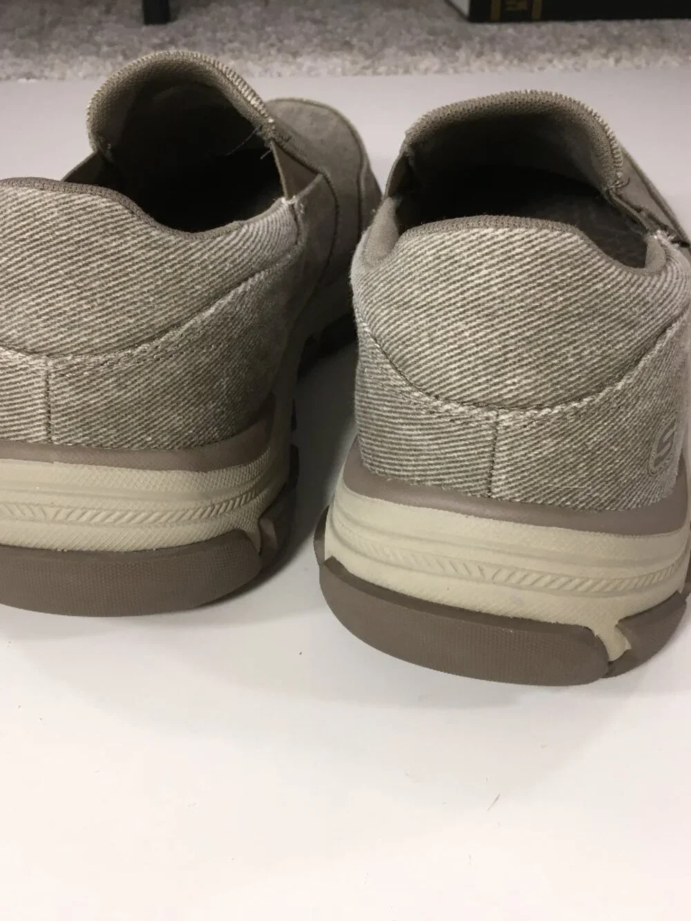 Skechers relaxed fit